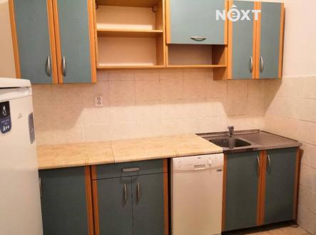 Pronájem - dům/vila, 300 m²