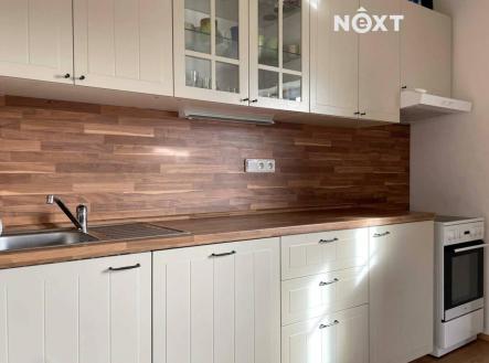 Pronájem - dům/vila, 186 m²