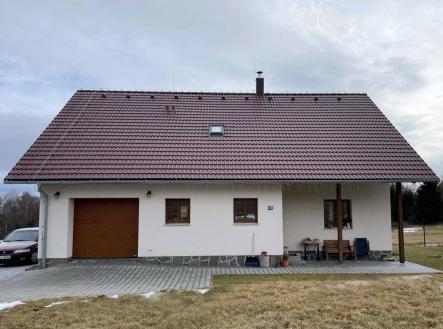 Pronájem - dům/vila, 186 m²