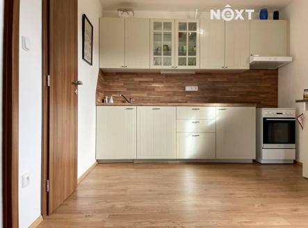 Pronájem - dům/vila, 186 m²