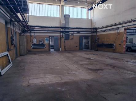 Pronájem - komerční objekt, výroba, 200 m²