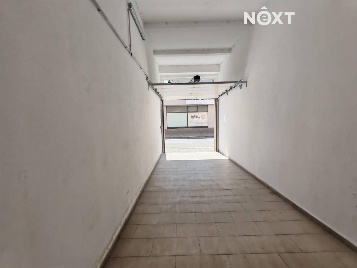 Pronájem ostatní Garáž, 24㎡