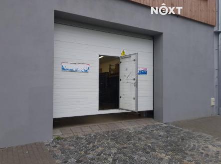 Pronájem - komerční objekt, obchodní centrum, 430 m²
