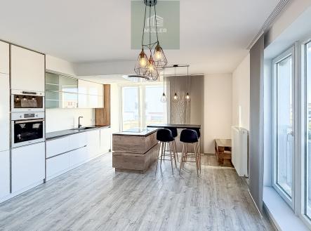 img-4114.jpeg | Pronájem bytu, 2+kk, 212 m²