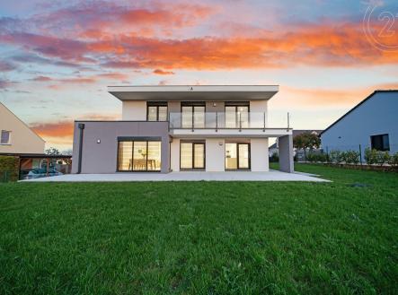 . | Prodej - dům/vila, 164 m²
