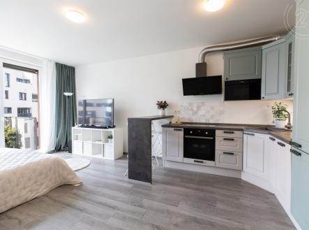 . | Prodej bytu, 1+kk, 44 m²