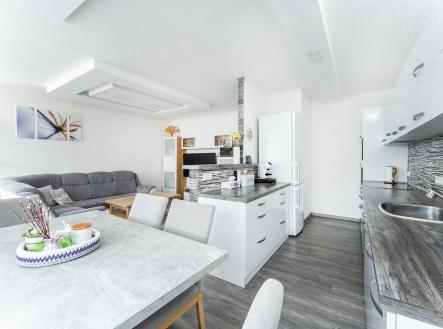 . | Prodej bytu, 3+kk, 70 m²