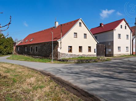 . | Prodej - nájemní dům, 398 m²