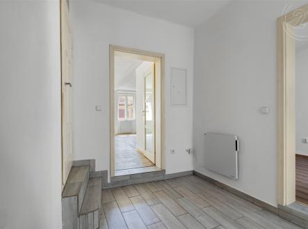 . | Pronájem bytu, 3+kk, 76 m²