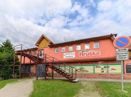 Pronájem - obchodní prostor, 275 m² obrázek