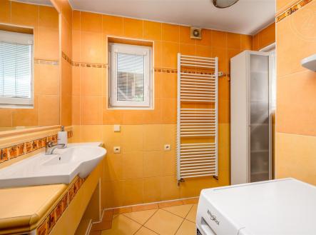 . | Prodej - dům/vila, 224 m²