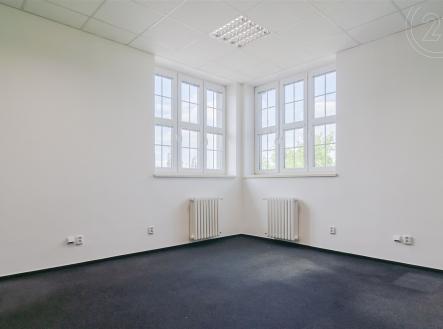 . | Pronájem - kanceláře, 130 m²