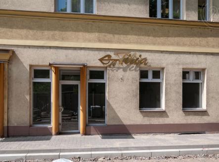 Pronájem - obchodní prostor, 119 m² obrázek
