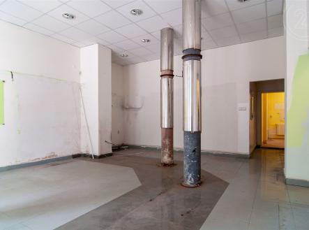 . | Pronájem - obchodní prostor, 119 m²