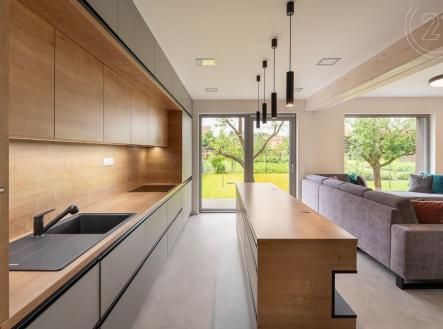 . | Prodej - dům/vila, 106 m²