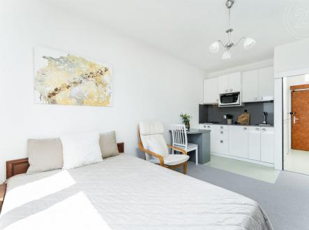 . | Pronájem bytu, garsoniéra, 24 m²