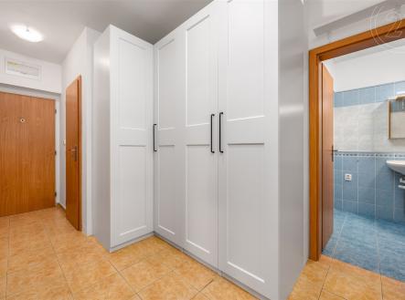 . | Prodej bytu, 3+kk, 76 m²
