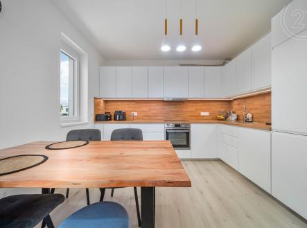 . | Prodej bytu, 3+kk, 73 m²