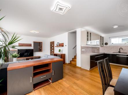 10 | Prodej - dům/vila, 90 m²