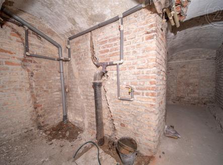 . | Prodej - obchodní prostor, 113 m²