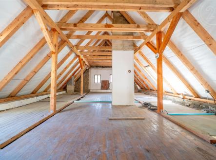 . | Prodej - dům/vila, 150 m²