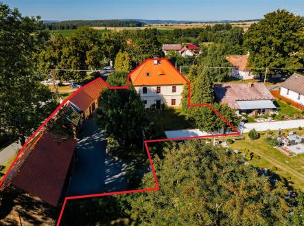 . | Prodej - dům/vila, 465 m²