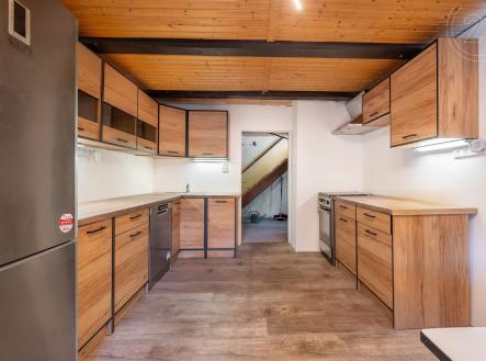 . | Prodej - dům/vila, 161 m²