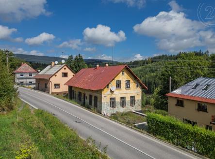 . | Prodej - dům/vila, 165 m²