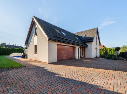 . | Prodej - dům/vila, 175 m²