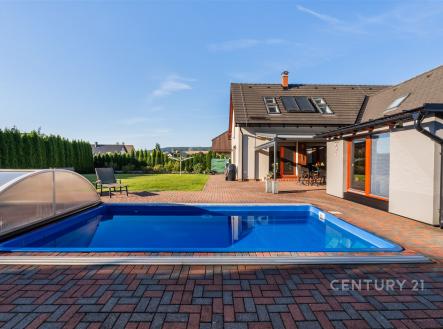 . | Prodej - dům/vila, 175 m²