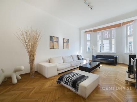 . | Pronájem bytu, 2+1, 90 m²