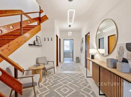 . | Prodej - dům/vila, 192 m²