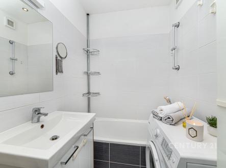 Koupelna | Prodej bytu, 3+1, 74 m²