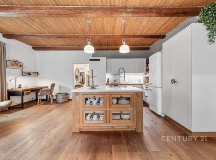 . | Prodej - dům/vila, 352 m²