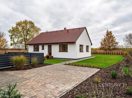 . | Prodej - dům/vila, 93 m²