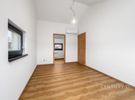 . | Prodej - dům/vila, 122 m²