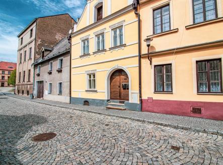 . | Pronájem bytu, 3+kk, 76 m²