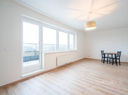 . | Pronájem bytu, 1+kk, 39 m²