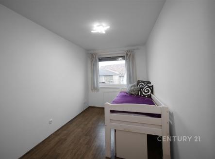 . | Pronájem bytu, 4+kk, 82 m²