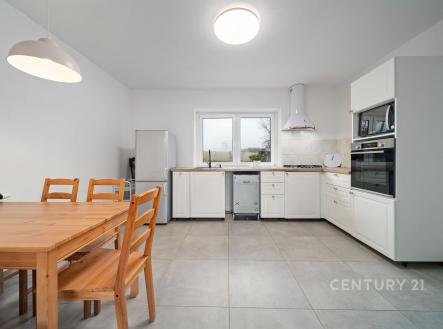 . | Prodej - dům/vila, 110 m²