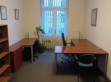 . | Pronájem - kanceláře, 19 m²