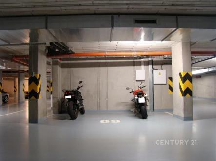 . | Pronájem - malý objekt/garáž