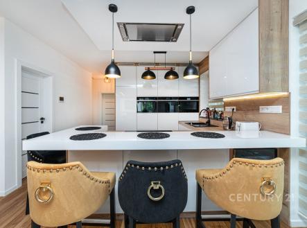 . | Pronájem - dům/vila, 109 m²