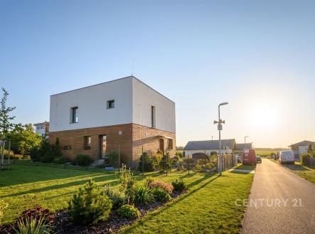. | Prodej - dům/vila, 150 m²