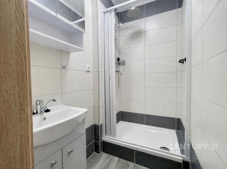 3 | Pronájem bytu, 2+kk, 38 m²