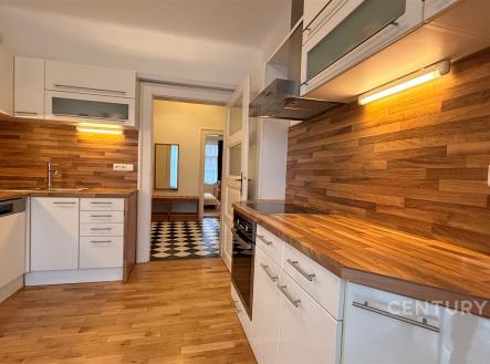 . | Pronájem bytu, 3+1, 80 m²