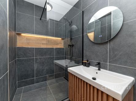 . | Pronájem bytu, 2+1, 54 m²