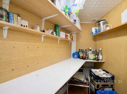 . | Prodej - malý objekt/garáž