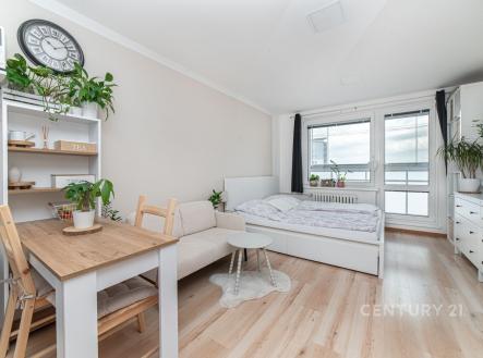 . | Prodej bytu, 1+kk, 27 m²