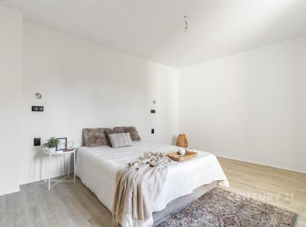 . | Prodej - zemědělský objekt, 3 303 m²